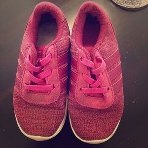 Girls shoes